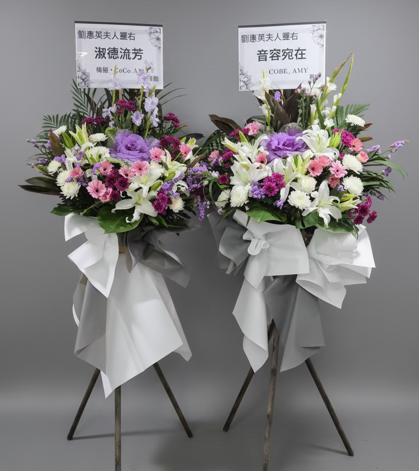 套餐B任何顏色可以更換(花圈花籃2個)價值每個$850