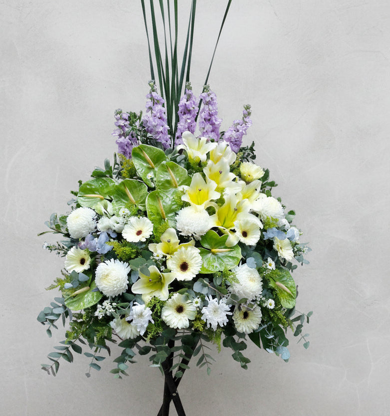 綠掌百合花籃 B2024白事花（三腳架|座地）