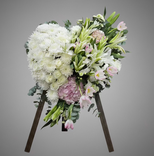 (粉紅) 鬱金香心形花圈 E2031